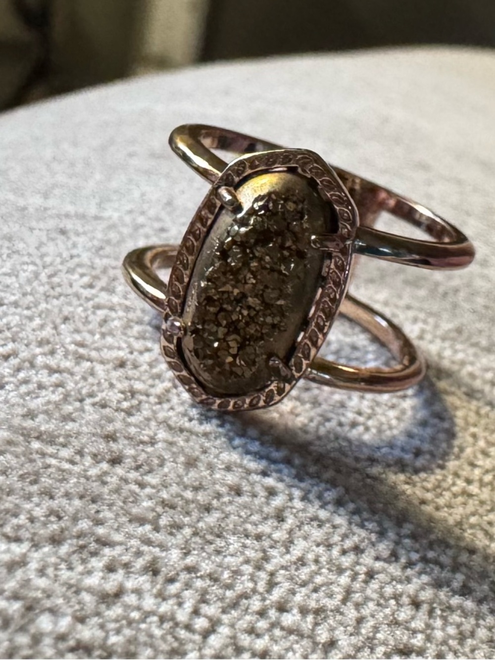 Women’s Kendra Scott Gold Druzy Oval Statement Ring - sz 7 - Picture 2 of 3